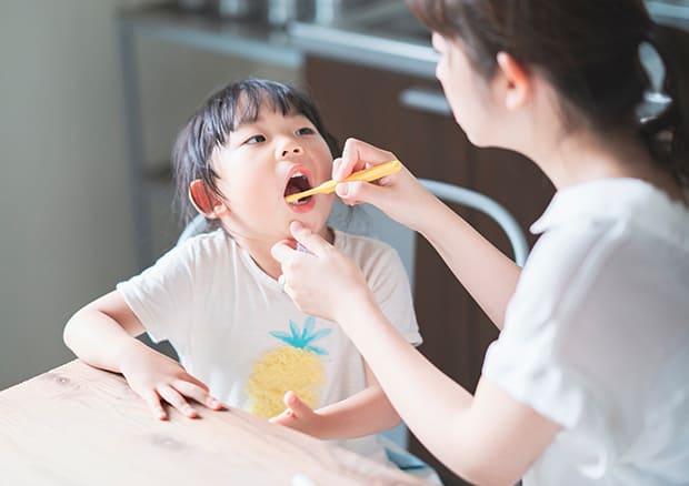 乳歯のうちから歯のケアを習慣づけましょう！