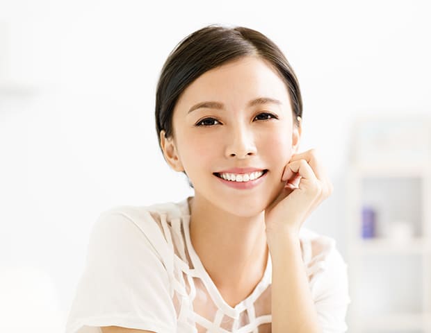 ホワイトニングで笑顔の第一印象アップを！